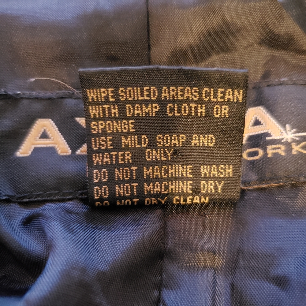 Axara Women's Jacket - Picture 7 of 10